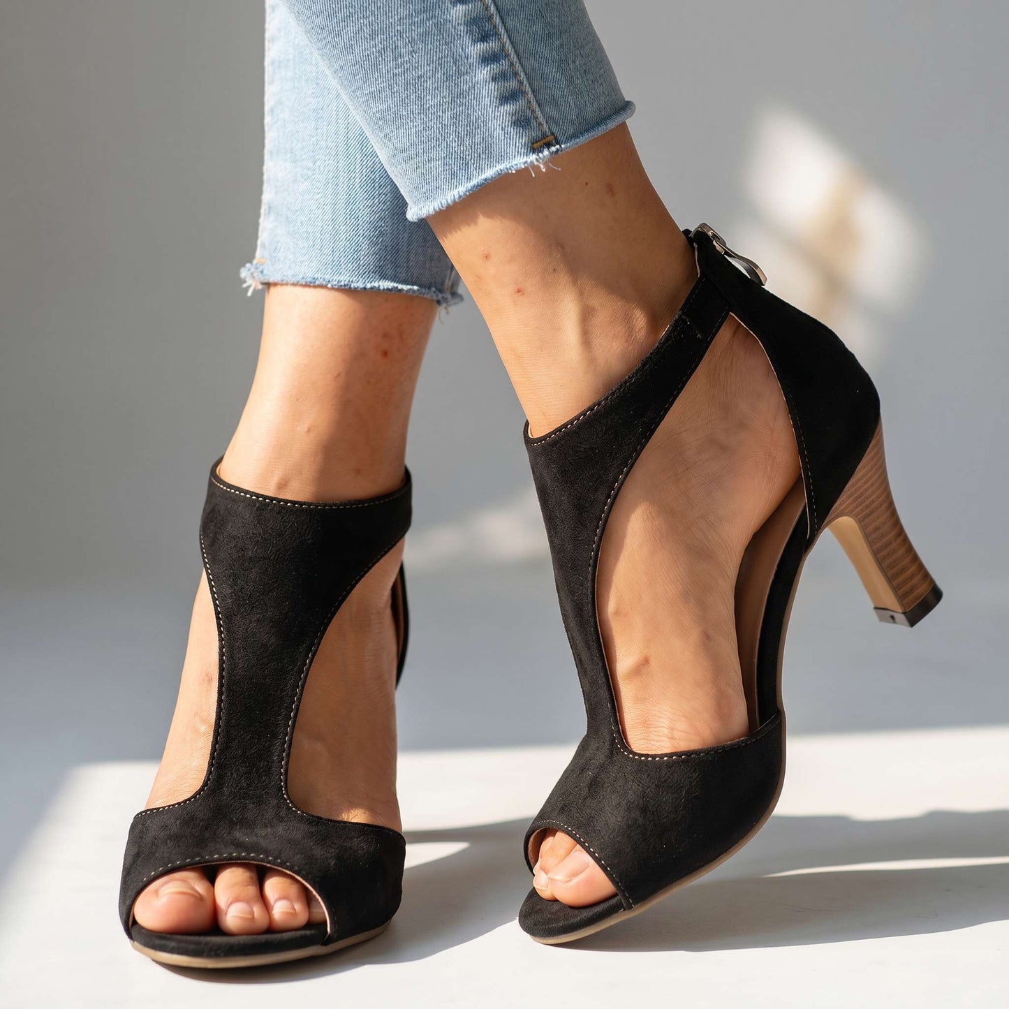 Norelia | Artistic Print Evening Sandals