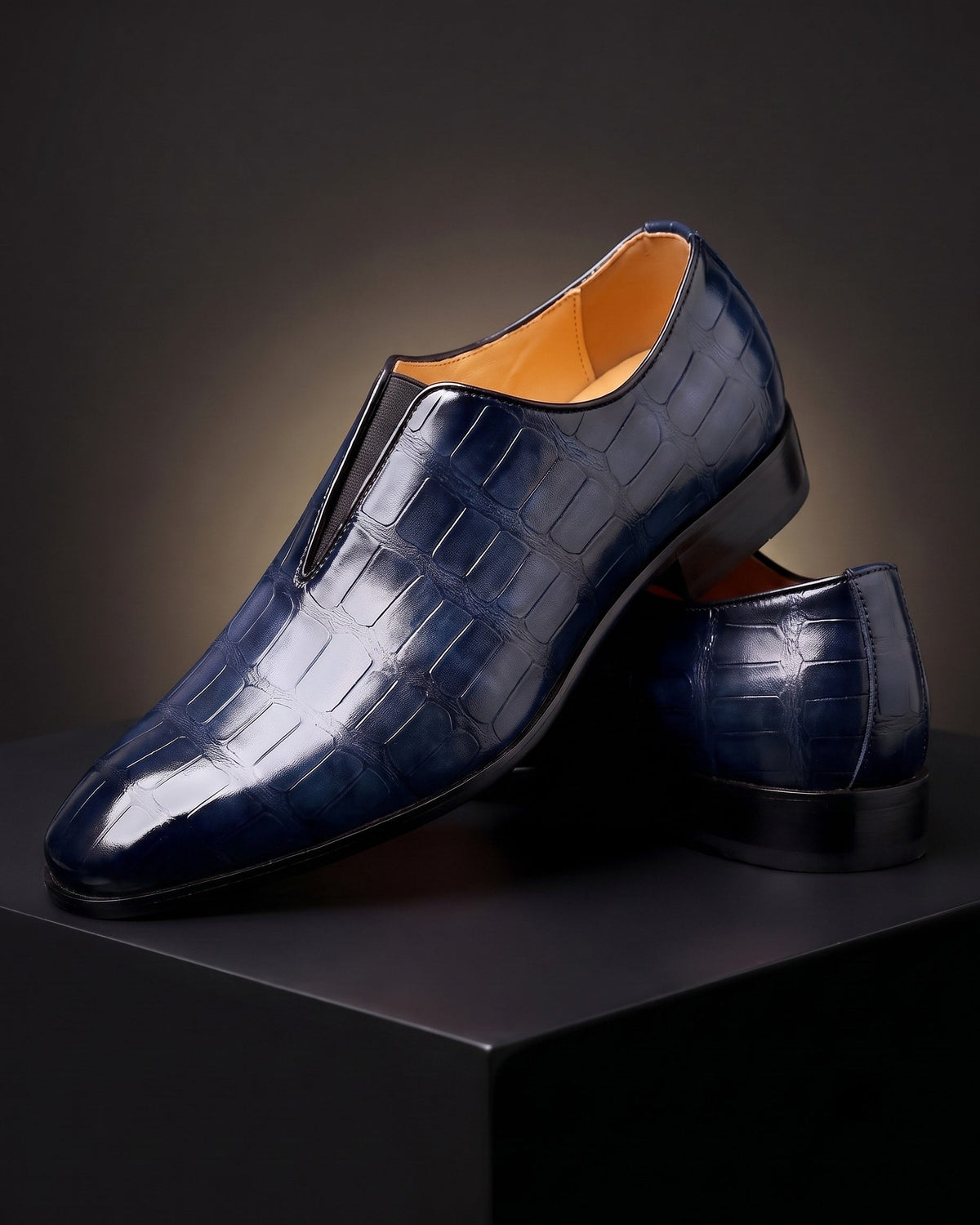 Raffin | Elegant Croc Texture Slip On Shoes