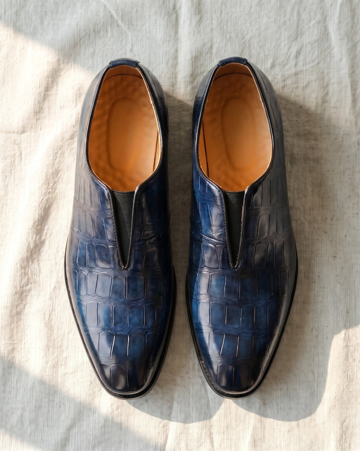 Raffin | Elegant Croc Texture Slip On Shoes
