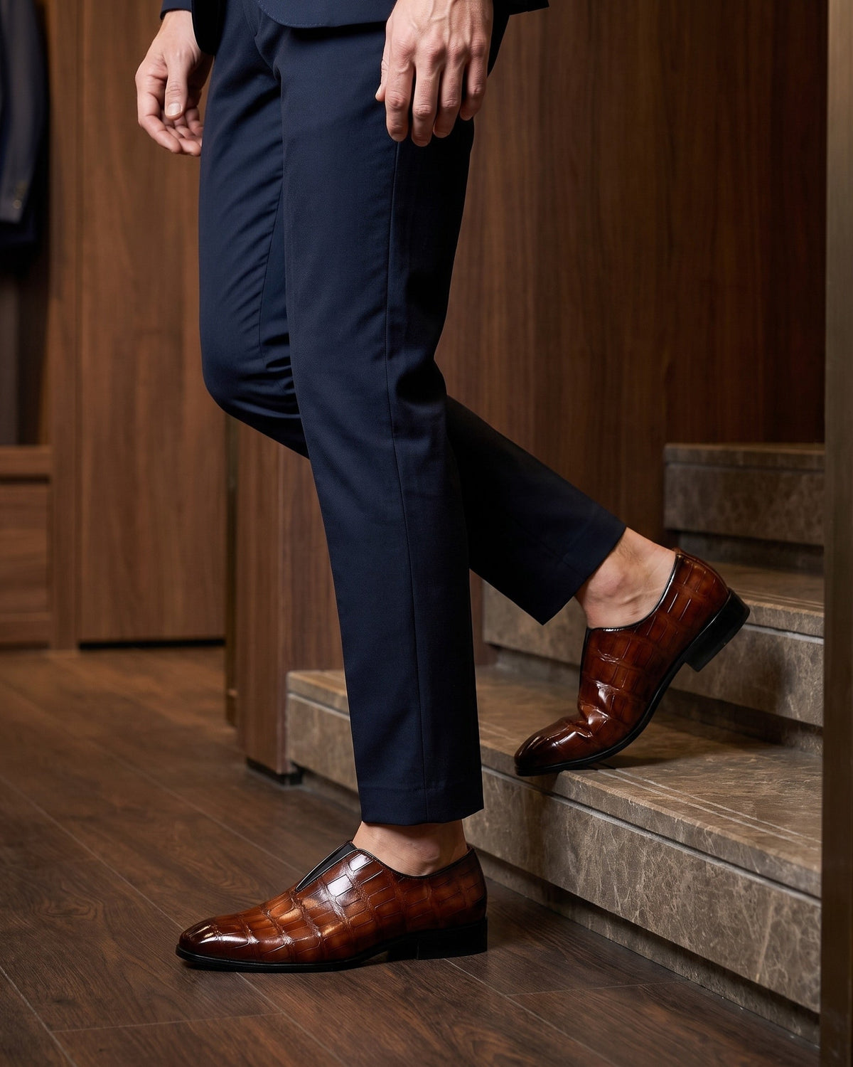 Raffin | Elegant Croc Texture Slip On Shoes