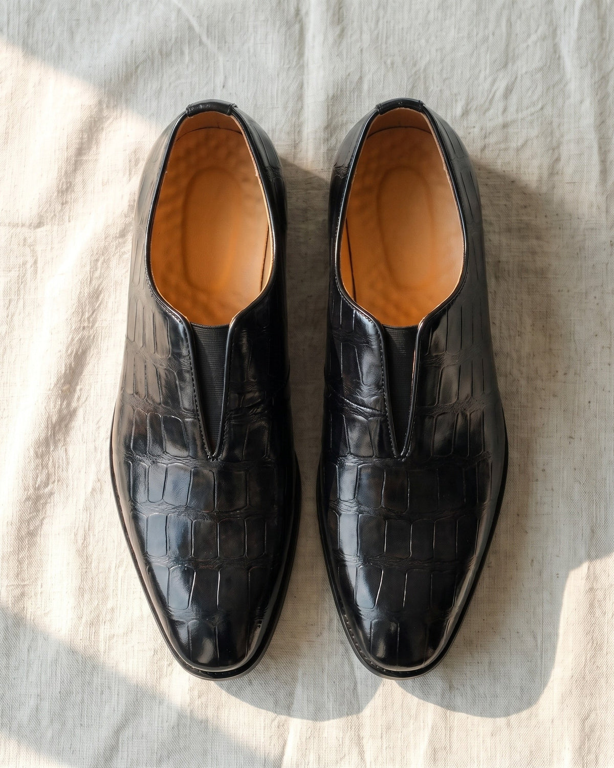 Raffin | Elegant Croc Texture Slip On Shoes