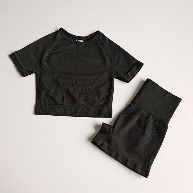 Ilvara | Stretch Fit Long Sleeve Gym Set